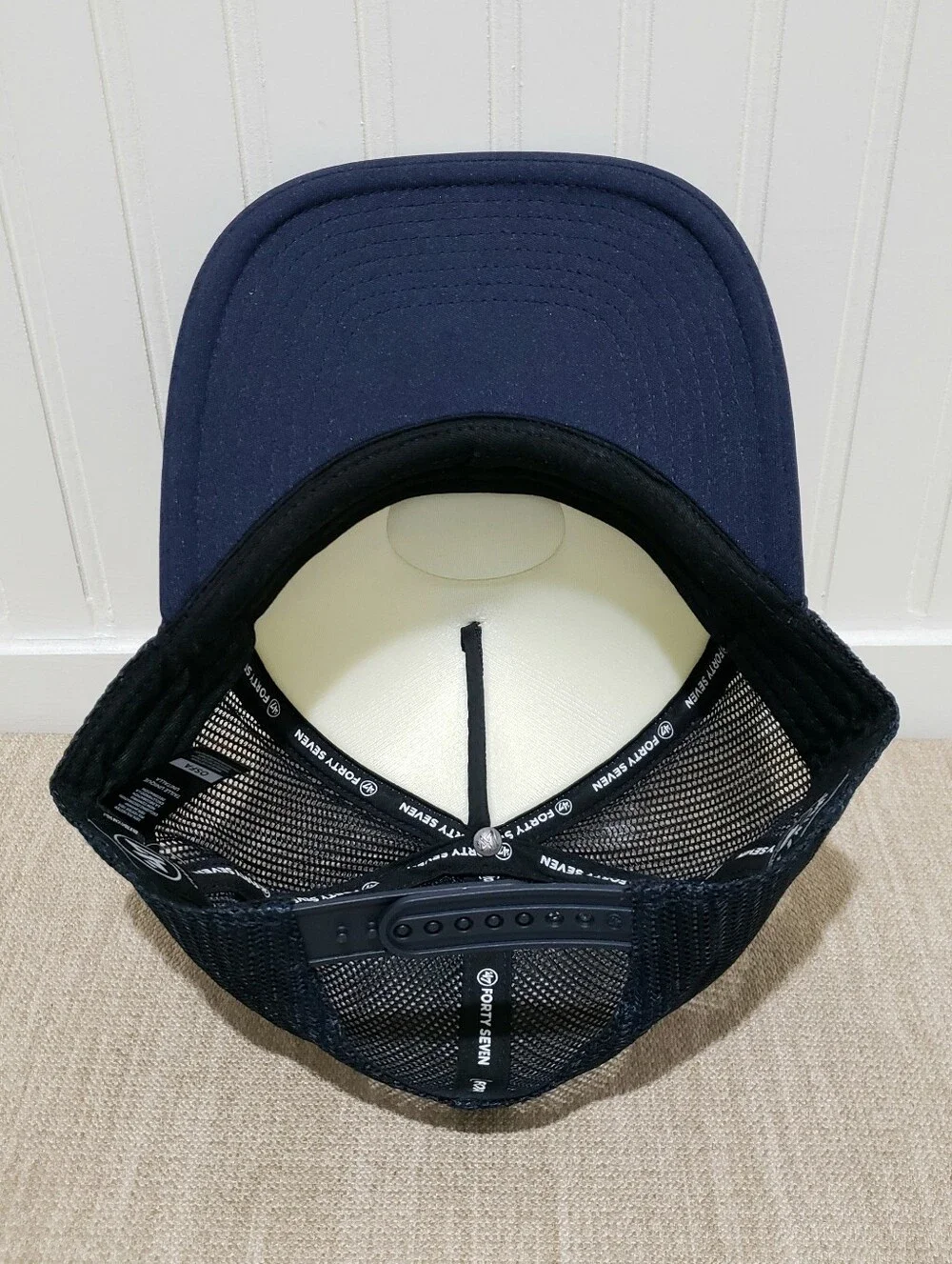 NWOT! '47 BRAND Men's Boston Red Sox Rope Mesh Snap-Back Adjustable Truckers Cap